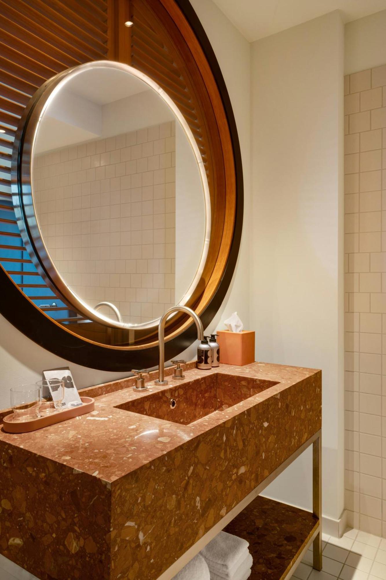 The Standard, Brussels Hotel ภายนอก รูปภาพ
